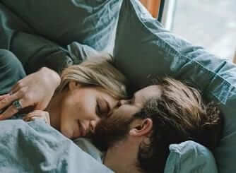 Tâm lý con gái lần đầu quan hệ